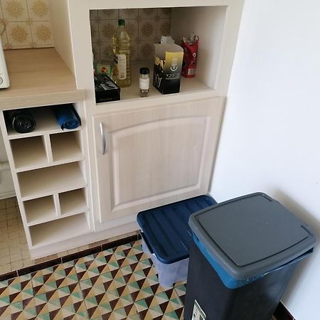 Chambre Parentale Chez L'Habitant Saint-Corneille エクステリア 写真