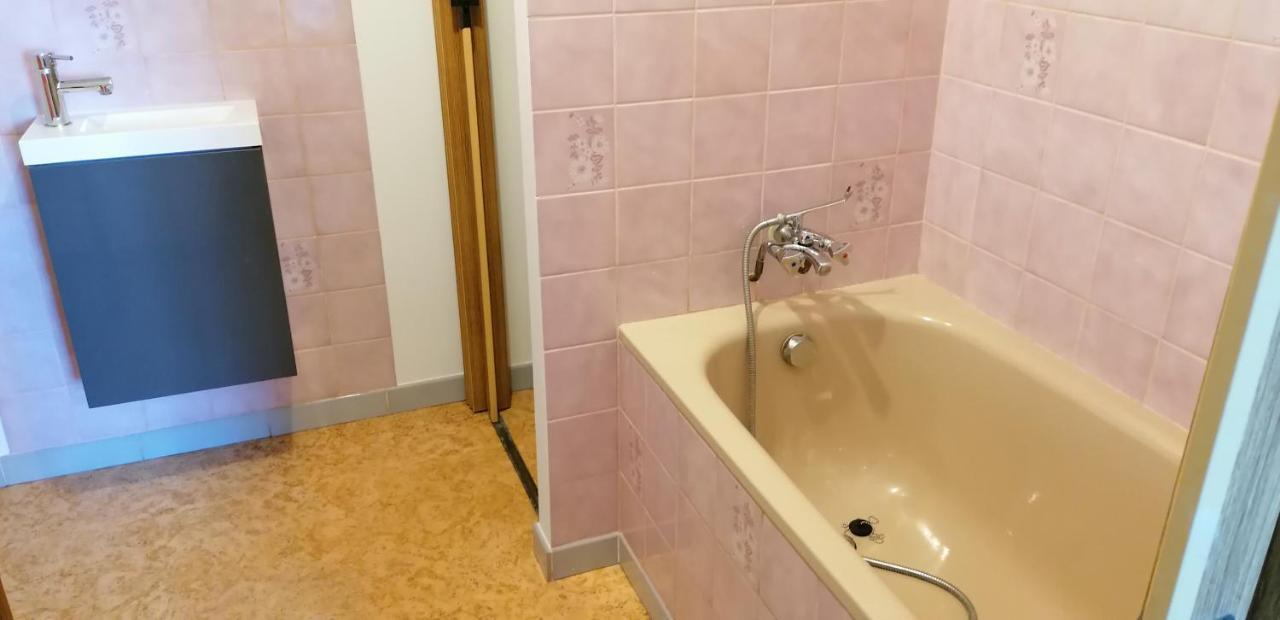 Chambre Parentale Chez L'Habitant Saint-Corneille エクステリア 写真